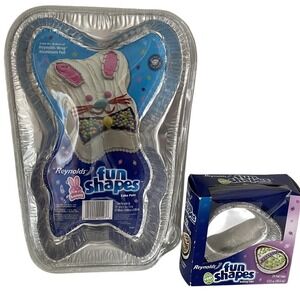 NOS Reynolds Easter Bunny Cake Pan Kit w Lid + 24ct Egg Baking Cups 2006